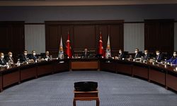 AK Parti'de 2'si Büyükşehir 5 İl Başkanı Değişiyor