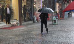 Meteoroloji'den 14 kente sarı ve turuncu kod uyarısı: Sağanak yağışlar kapıda