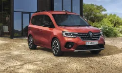 Yeni Renault Kangoo Multix Görücüye Çıktı! İşte Sıfır Faizli Kredi Kampanyası..