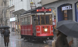 İstanbul'da kuvvetli yağış alarmı: Meteoroloji ve valilikten peş peşe uyarılar