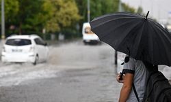 Meteoroloji'den 13 İl İçin Kuvvetli Sağanak Uyarısı