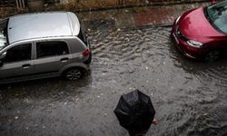 Meteoroloji'den Sel ve Fırtına Uyarısı! Sağanak Yağışlar Kapıda