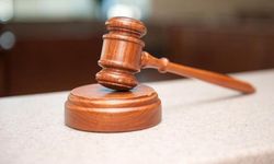 Ayrı odalarda yatmak boşanma sebebi sayılmadı: Yargıtay'dan horlama ve diş gıcırdatma kararı
