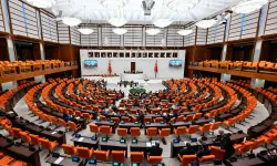 TBMM'de Sandalye Dağılımı Değişti: AK Parti'nin Milletvekili Sayısı 281'e Yükseldi