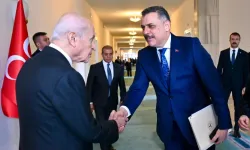 Bahçeli’ye sunulan “gizemli dosya” iddiası: 7 maddelik yasa taslağı kulisleri hareketlendirdi