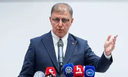 CHP'nin Kalesi İzmir'de Siyasi Deprem: Cemil Tugay CHP'den İstifa Etti
