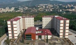 Ege Üniversitesi’nde 3,1 Milyar TL’lik İhale Soruşturması: 44 Gözaltı