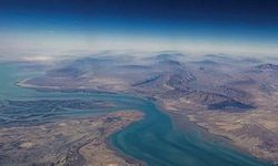 Savaşın Gölgesinde Hürmüz Boğazı: Gemi Trafiği Tarihi Düşüş Yaşadı