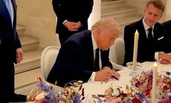Trump ve Pezeşkiyan Mutabakat Zaptını İmzaladı