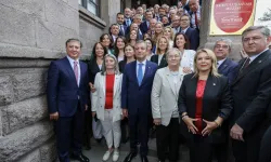 Yeni Parti'de MYK Açıklandı: Üye Sayısı 18'den 9'a Düştü