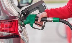 Benzine yeni zam beklentisi: Akaryakıt tabelaları yeniden değişebilir