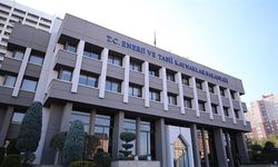 Bakanlıktan Üniversitelilere 13 Bin 750 Liralık Başarı Bursu Desteği