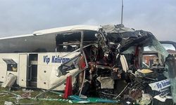 Bolu'da Yolcu Otobüsü Kaza Yaptı: 5'i Ağır 15 Yaralı