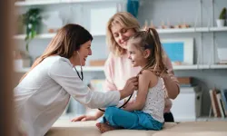 Çocuk doktoru kadroları boş kaldı: Prof. Dr. Özgür Kasapçopur gelecekteki tehlikeyi açıkladı
