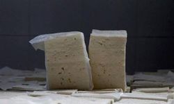 Listeria tespit edilen peynir partisi raflardan çekiliyor