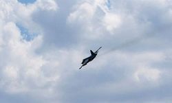 Rusya'da eğitim uçuşu yapan savaş uçağı düştü