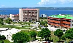 Tacizden 3 kez uzaklaştırıldı, bir kez ihraç edildi, mahkeme göreve iade etti