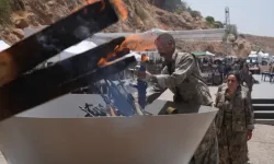 YPG-SDG kendini feshediyor: 12 bin savaşçı Suriye ordusuna katılıyor