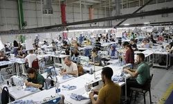 İstihdamını koruyan işletmelere aylık 3 bin 500 TL destek! Yeni dönem başladı