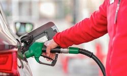 Motorine Gece Yarısından İtibaren 6,37 TL İndirim Bekleniyor
