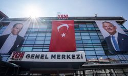 Yeni parti yeni genel merkezinde