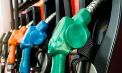 Akaryakıtta tarihi rekor:Motorin 100 TL'yi geçti, işte il il fiyatlar