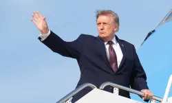 ABD'de Yaz Saati Krizi Trump Senatörün Numarasını Paylaştı