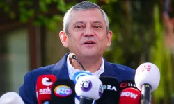 Özgür Özel: Yeni Parti’nin adını millet değiştirtmeyecek