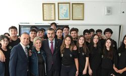 Bakan Tekin öğrencilerle buluştu: Meslek liseleri için yeni mesaj