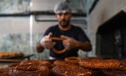 Geleneksel lezzete genç dokunuşu: Üniversiteliler istedi, 100 çeşit simit çıktı