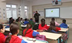 MEB sistemi açılmadan harekete geçtiler: Öğrenci ve velilere OYSS uyarısı