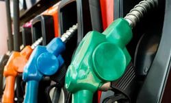 Akaryakıtta yeni tarife: Benzin 80, motorin 100 lirayı aşacak