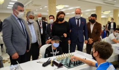 MERSİN - Türkiye Küçükler ve Yıldızlar Takım Satranç Şampiyonası başladı