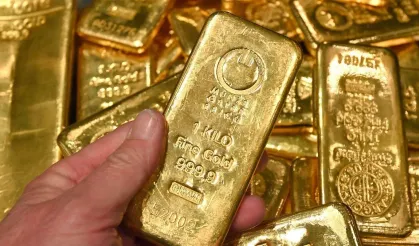 Altın Fiyatlarındaki Dalgalanma Sürüyor, Peki Altın Fiyatları 2024 Yılında Nasıl Olacak? Uzman İsim Açıkladı!