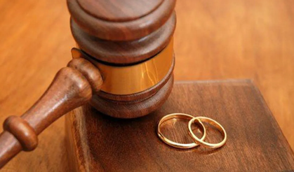AYM'den yeni "boşanma" kararı! Artık o süre beklenmeyecek