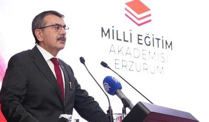 Bakan Tekin: Öğretmenler Her 5 Yılda Bir Milli Eğitim Akademisi'nde Bilgilerini Güncelleyecek
