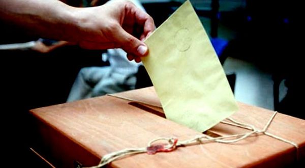 CHP ve İyi Parti kurmayları yanıtladı: İktidar, erken seçim için anayasa değişikliği desteği isterse, muhalefet ne der?
