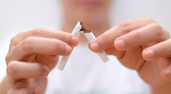 18 yaşının altındakilere sigara satanlar yandı: Hapis cezası talebi...
