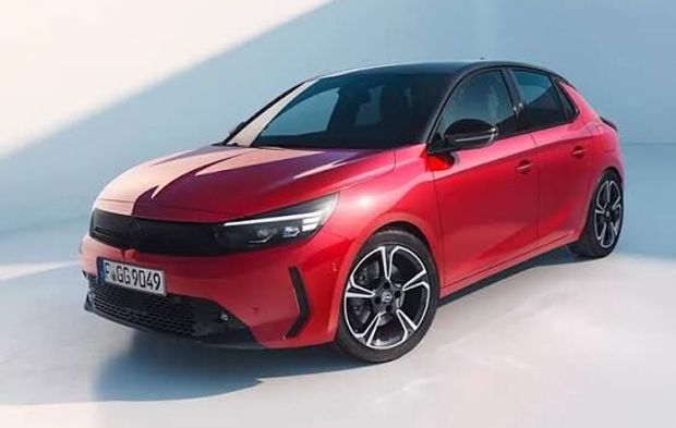 Opel Corsa'da Fiyatlar Güncellendi! Opel Corsa Ağustos 2026 Güncel Fiyat Listesi