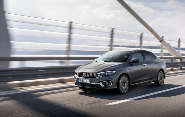 Fiat Egea Sedan'da Ekim'e Özel 100 Bin TL İndirim! Fiat Egea Sedan Ekim 2026 Fiyat Listesi