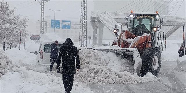 Erzurum, Karabük, Kastamonu, Bartın, Bitlis ve Ağrı'da kar nedeniyle okullar tatil edildi