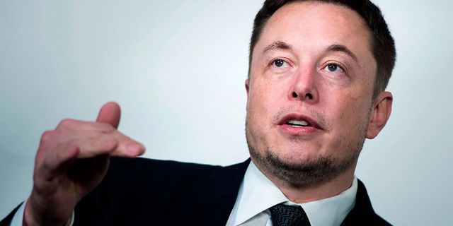 Elon Musk'tan koronavirüs eleştirisi: Tiranlığa gidiyor