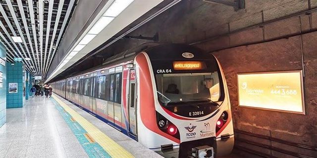 İstanbul'da metro seferleri saat 02.00'ye kadar uzatıldı