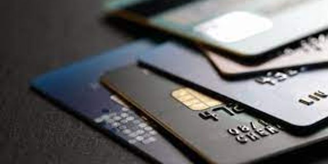 Kredi kartı kullanan herkesi ilgilendiriyor! Bankalardan kart aidatı tuzağı…