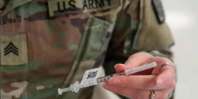 Aşı olmayanı ordudan atacaklar