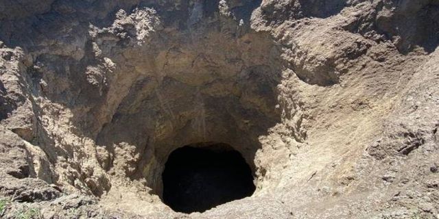 Konya’da 40 metre derinliğinde obruk oluştu