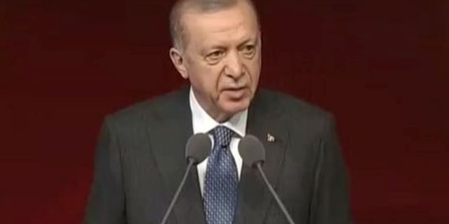 Cumhurbaşkanı Erdoğan'dan başörtüsü açıklaması