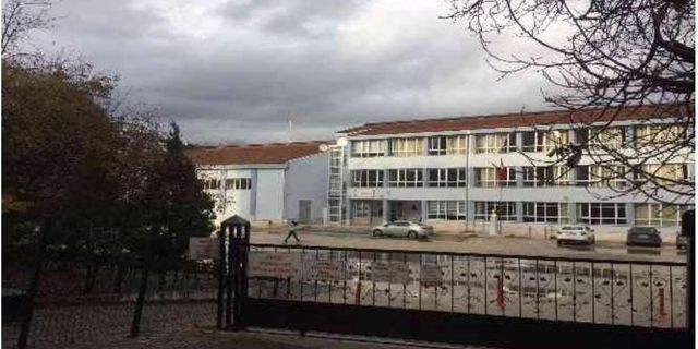 Bir eğitimci şiddeti daha! Öğrenci tarafından bıçaklandı!