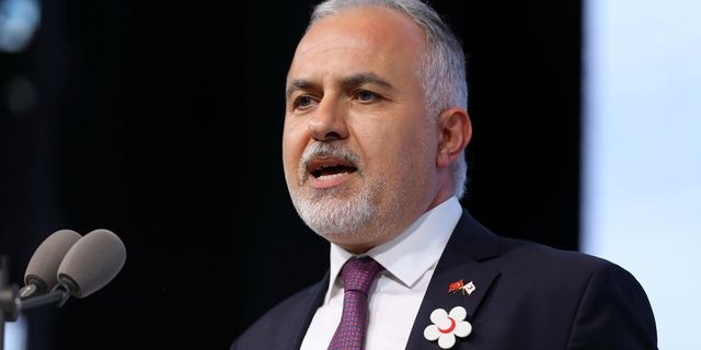 Kızılay Başkanı: "AHBAP'a Çadır Satışı Haberim Olmadan Yapılmış!"