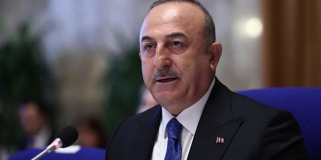 Bakan Çavuşoğlu: Benim bunu kabul etmem mümkün değil yanıt olarak Türkiye, Ermenistan'a hava sahasını kapattı
